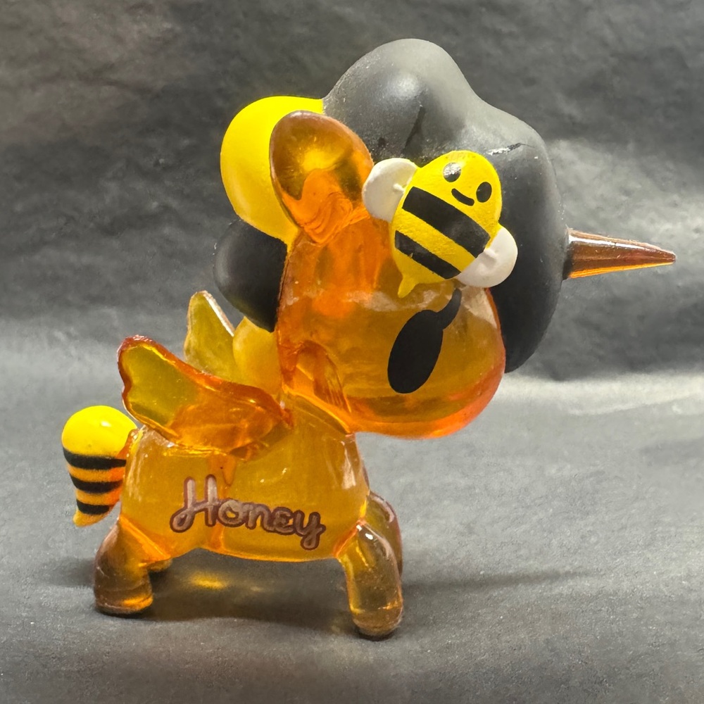 Tokidoki Unicorno Series 5 - Honey Bee Vinyl Figure